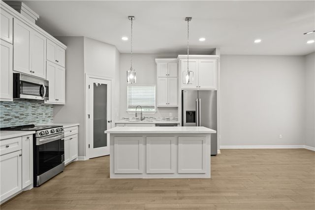 509 W Ragland Ave, Kingsville, TX 78363