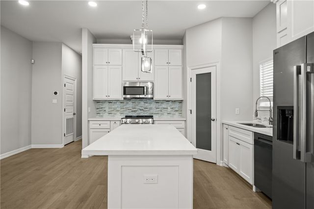 509 W Ragland Ave, Kingsville, TX 78363