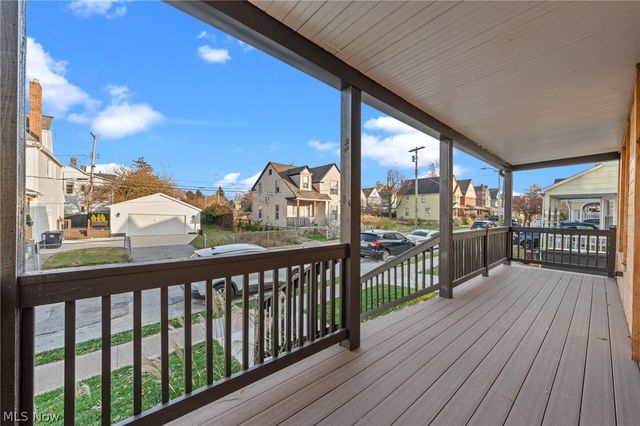 1422 W 77th Street, Cleveland, OH 44102