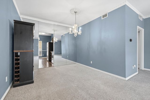 4320 Bellaire Drive S 240W, Fort Worth, TX 76109