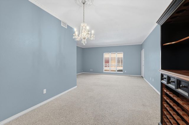 4320 Bellaire Drive S 240W, Fort Worth, TX 76109