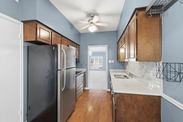 4320 Bellaire Drive S 240W, Fort Worth, TX 76109