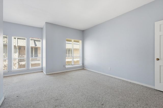 4320 Bellaire Drive S 240W, Fort Worth, TX 76109