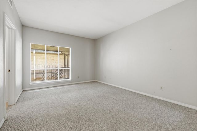 4320 Bellaire Drive S 240W, Fort Worth, TX 76109