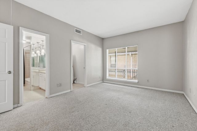 4320 Bellaire Drive S 240W, Fort Worth, TX 76109