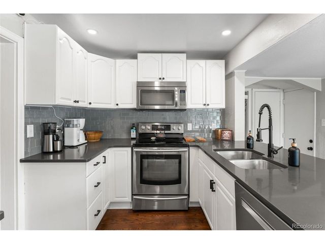 1111 E Dartmouth Ave, Englewood, CO 80113