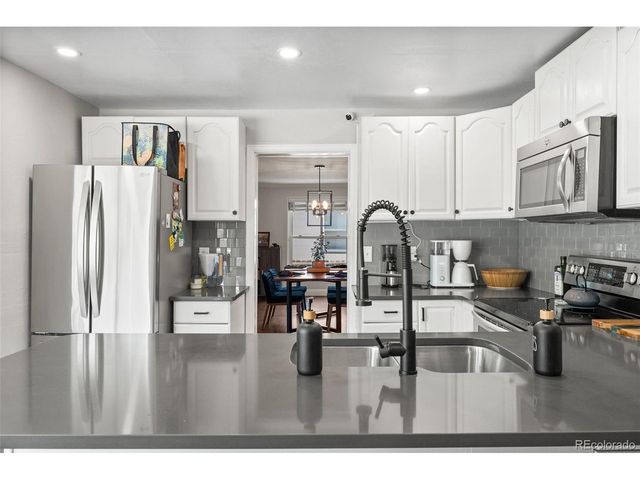 1111 E Dartmouth Ave, Englewood, CO 80113