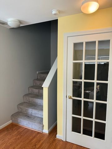 104 Gazebo Circle 104, Reading, MA 01867