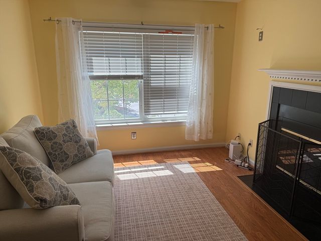 104 Gazebo Circle 104, Reading, MA 01867