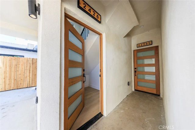 2426 S West View Street A, Los Angeles, CA 90016