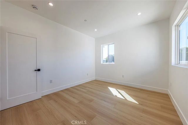 2426 S West View Street A, Los Angeles, CA 90016