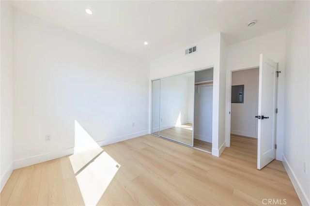 2426 S West View Street A, Los Angeles, CA 90016