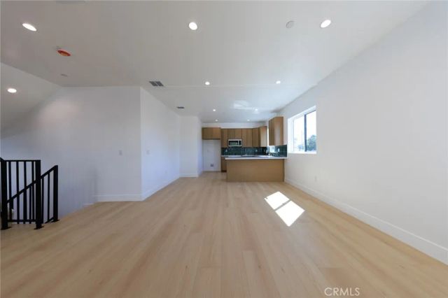 2426 S West View Street A, Los Angeles, CA 90016