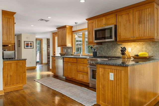 26 Smith Garrison Road, Newmarket, NH 03857