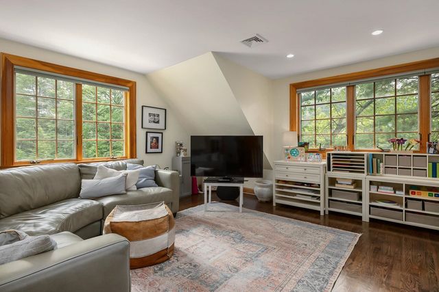 26 Smith Garrison Road, Newmarket, NH 03857