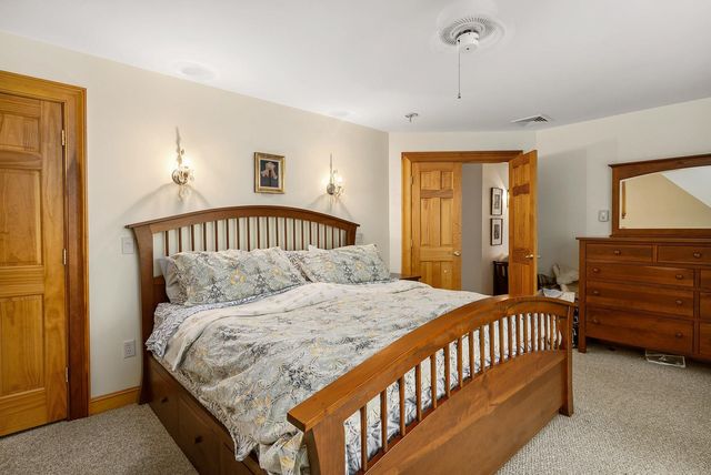 26 Smith Garrison Road, Newmarket, NH 03857