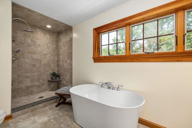 26 Smith Garrison Road, Newmarket, NH 03857