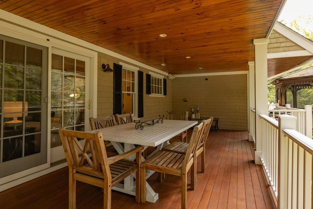 26 Smith Garrison Road, Newmarket, NH 03857