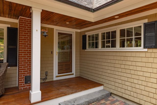 26 Smith Garrison Road, Newmarket, NH 03857