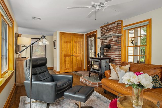 26 Smith Garrison Road, Newmarket, NH 03857