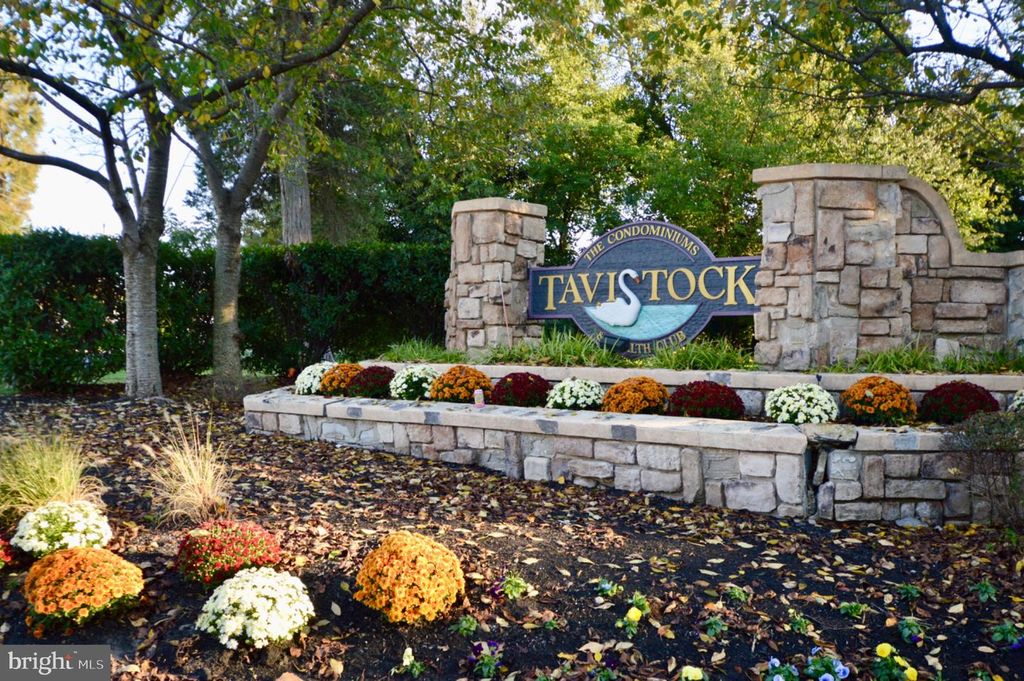 279 TAVISTOCK, CHERRY HILL, NJ 08034 — exterior