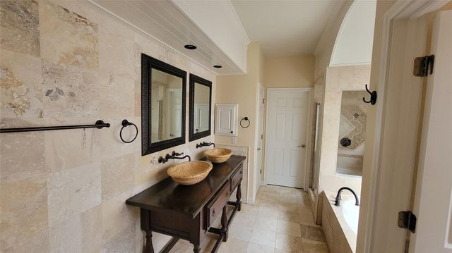 2832 Grimes Ranch RD, Austin, TX 78732