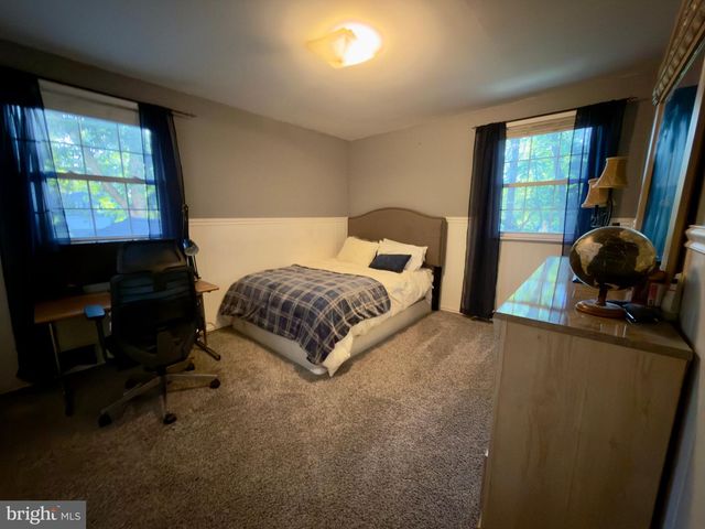 2151 S BROOKFIELD ST, Vineland, NJ 08361