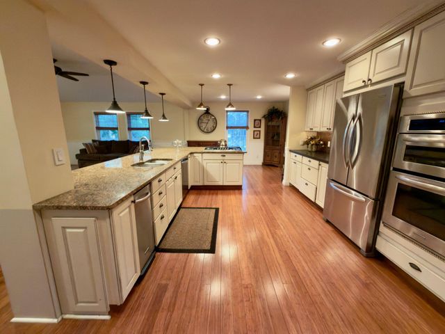 2151 S BROOKFIELD ST, Vineland, NJ 08361