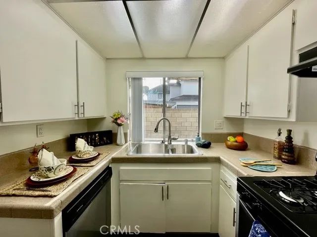 17171 Elm 1, Huntington Beach, CA 92647