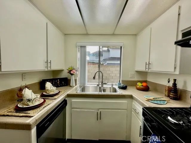 17171 Elm 1, Huntington Beach, CA 92647