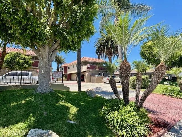 17171 Elm 1, Huntington Beach, CA 92647