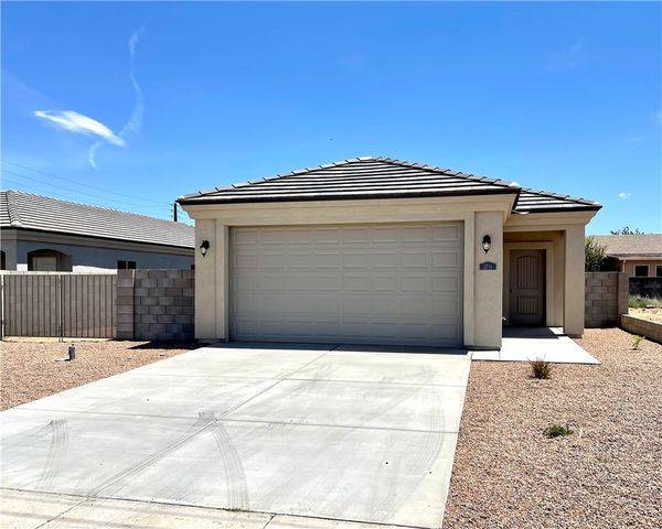 3738 N Miller Street, Kingman, AZ 86409