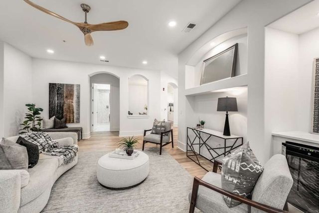 2600 Hillsboro Pike Apt 115, Nashville, TN 37212