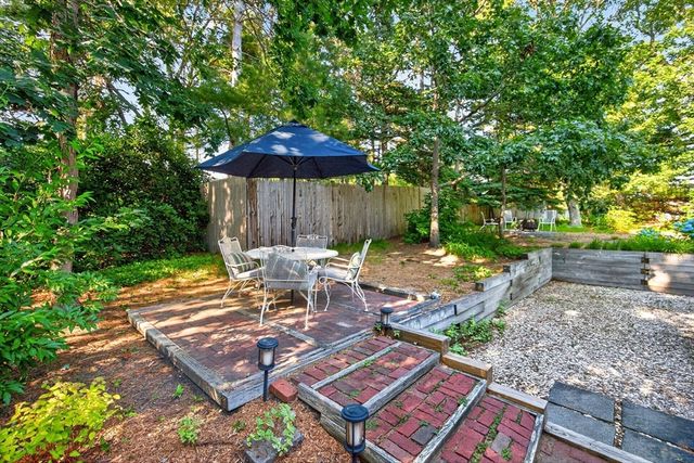 22 Country Lane, Chatham, MA 02659