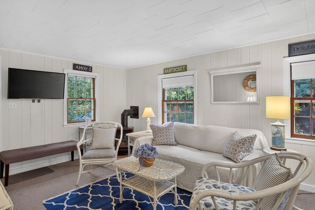 22 Country Lane, Chatham, MA 02659
