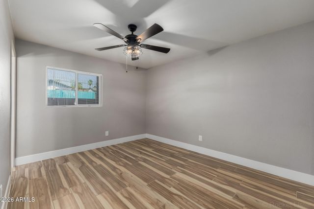 214 E RUTH Avenue 109, Phoenix, AZ 85020