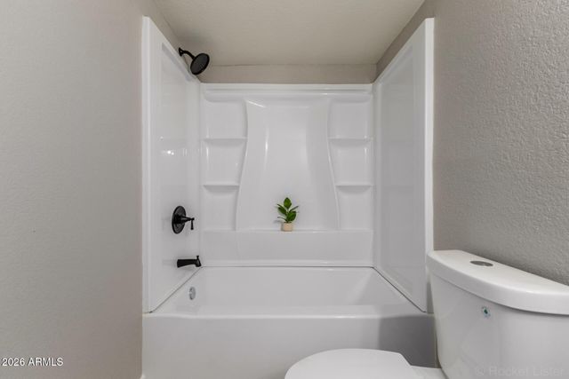 214 E RUTH Avenue 109, Phoenix, AZ 85020