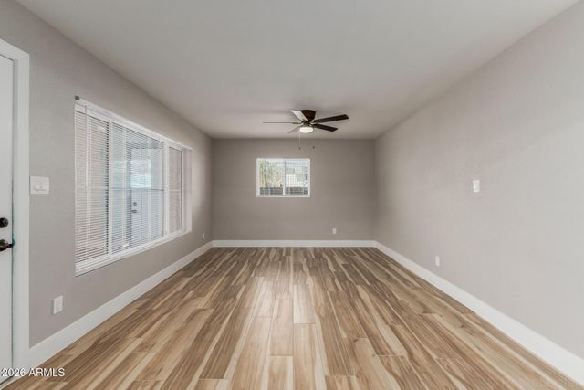 214 E RUTH Avenue 109, Phoenix, AZ 85020