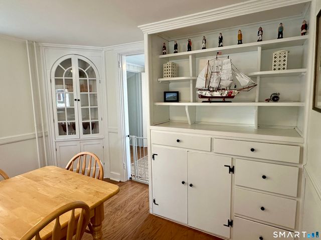 36 Attawan Road, East Lyme, CT 06357