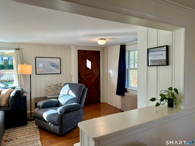 36 Attawan Road, East Lyme, CT 06357