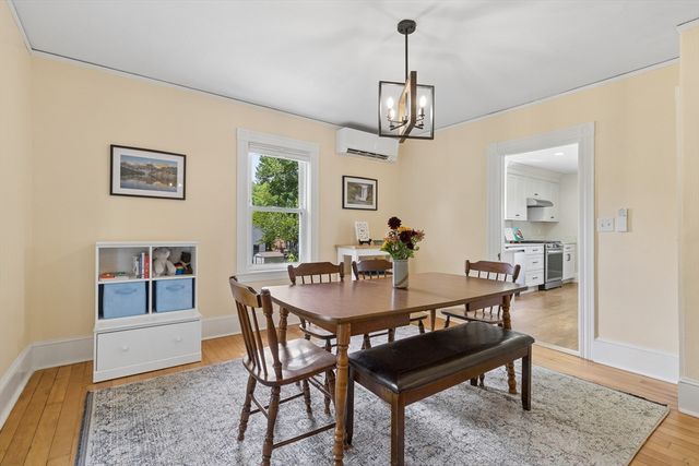 9 Crane Ave, Maynard, MA 01754