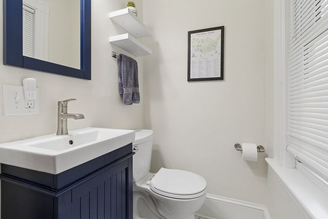 9 Crane Ave, Maynard, MA 01754