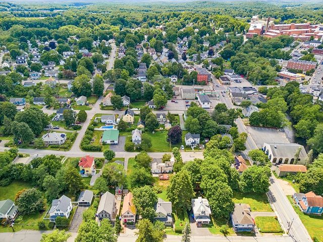9 Crane Ave, Maynard, MA 01754