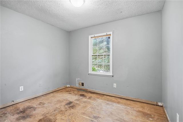 255 Belmont Farms Drive, Ellenwood, GA 30294