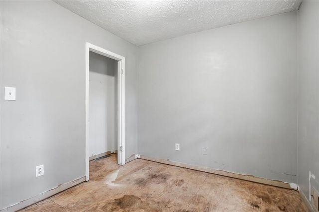 255 Belmont Farms Drive, Ellenwood, GA 30294