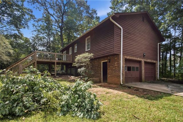 255 Belmont Farms Drive, Ellenwood, GA 30294