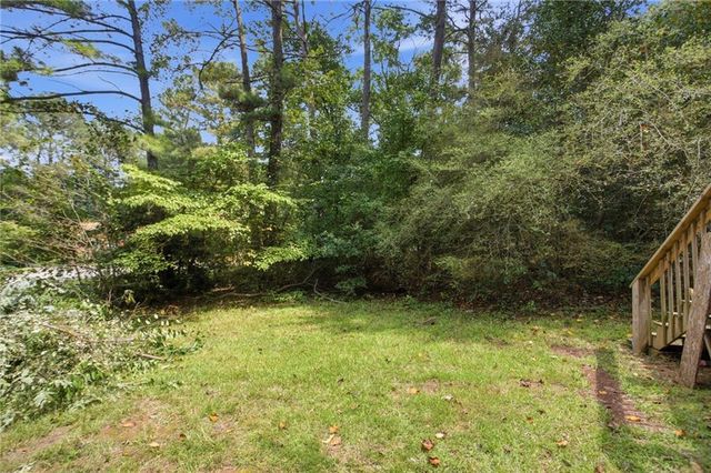 255 Belmont Farms Drive, Ellenwood, GA 30294