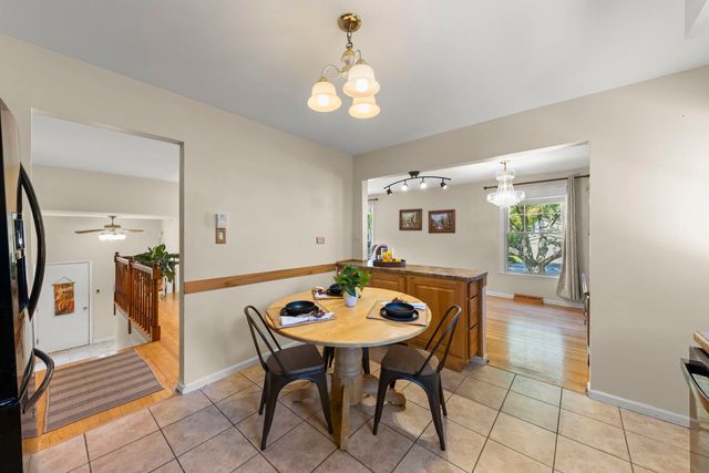 409 Maple Lane, Darien, IL 60561