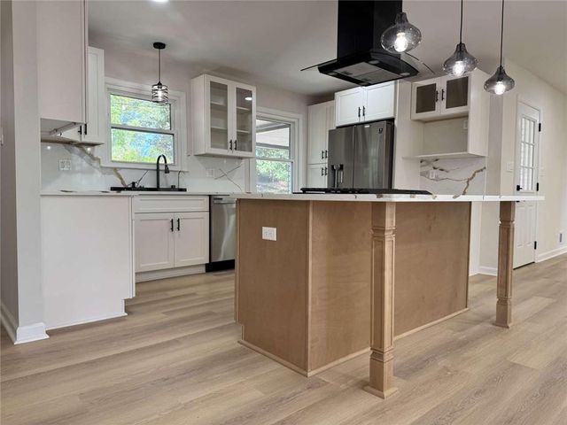 1720 Starlight Drive, Marietta, GA 30062