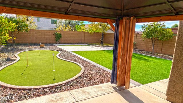 1717 W BUCKHORN Trail, Phoenix, AZ 85085